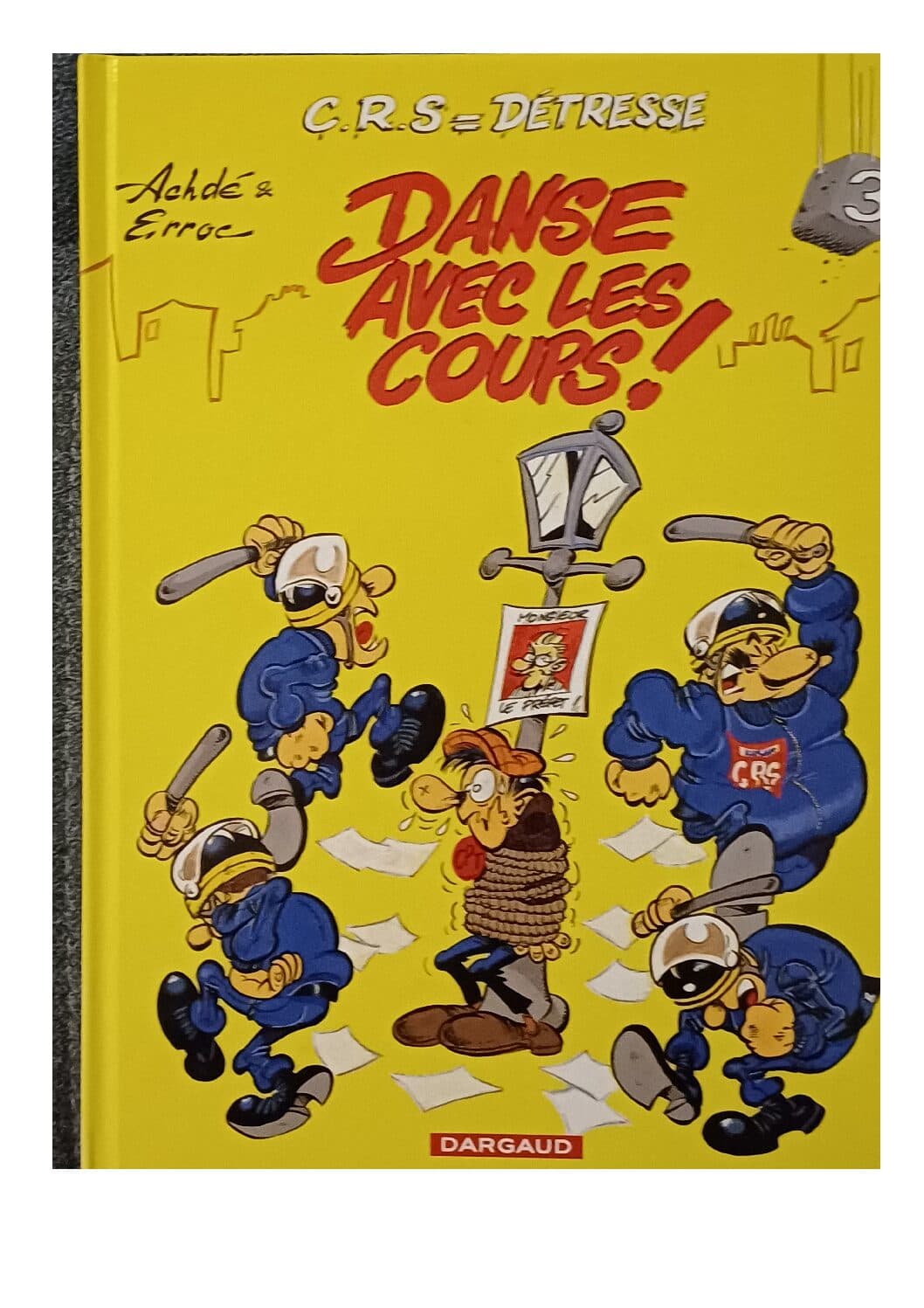 C.R.S = DETRESSE TOME 3 - DANSE AVEC LES COURS !
